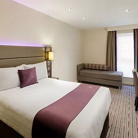 Premier Inn Norwich Airport エクステリア 写真