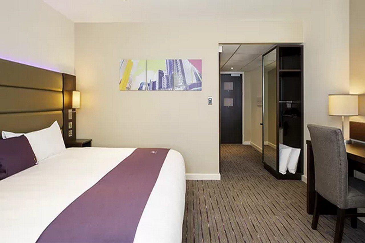 Premier Inn Norwich Airport エクステリア 写真