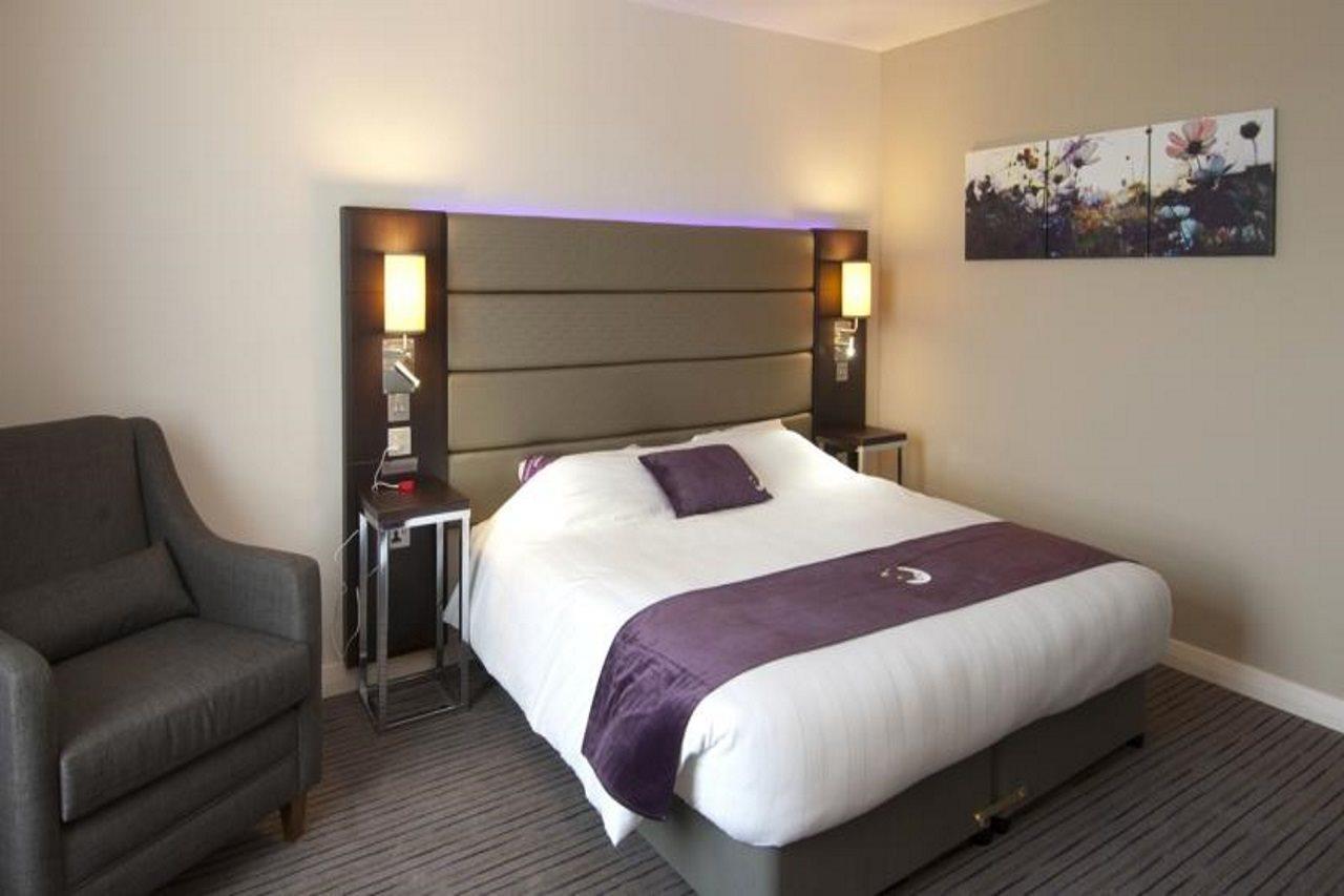 Premier Inn Norwich Airport エクステリア 写真