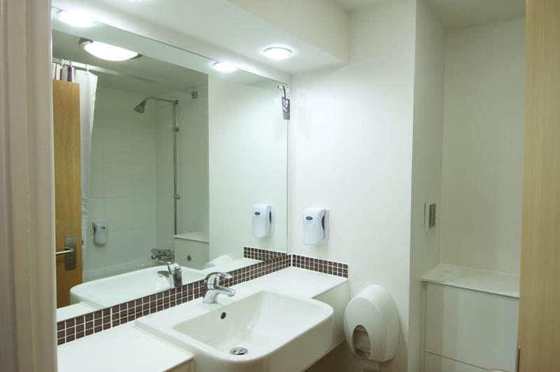 Premier Inn Norwich Airport エクステリア 写真