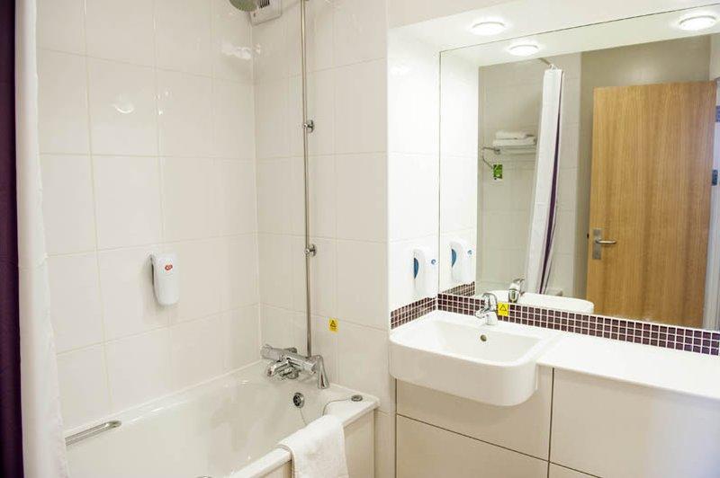 Premier Inn Norwich Airport エクステリア 写真